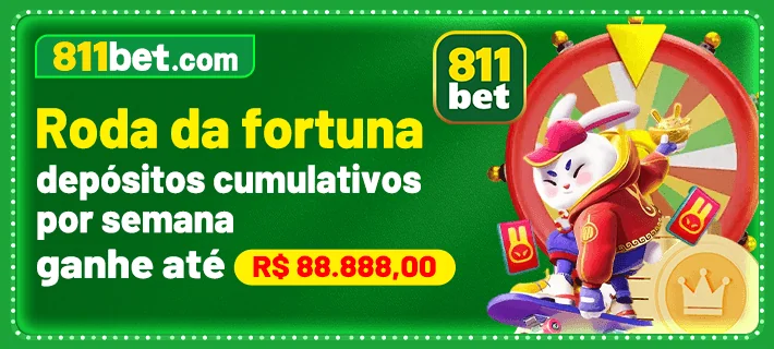 Pessoa utilizando smartphone para se cadastrar na 811bet